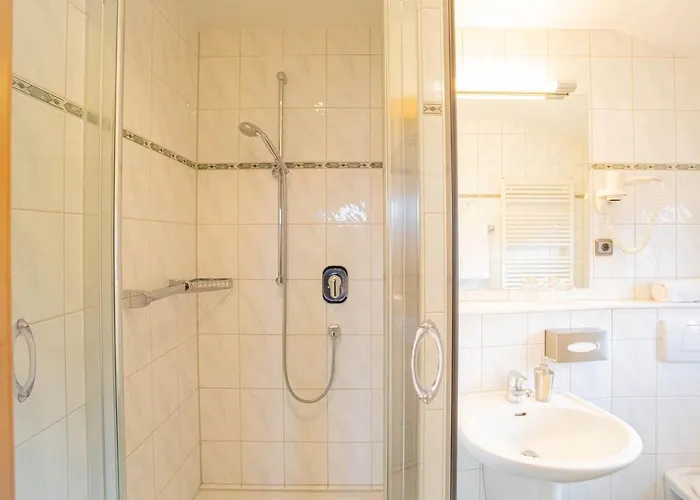 מלון Hotel-pension אשווגה